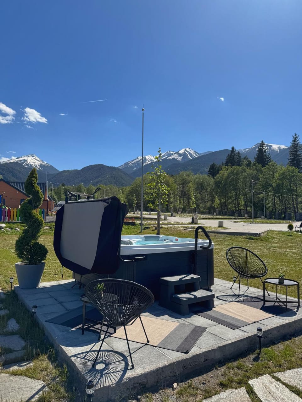 Camping Bansko Between the Mountains Camper and Caravan Pitches Campground/ 
RV Resort in Bansko