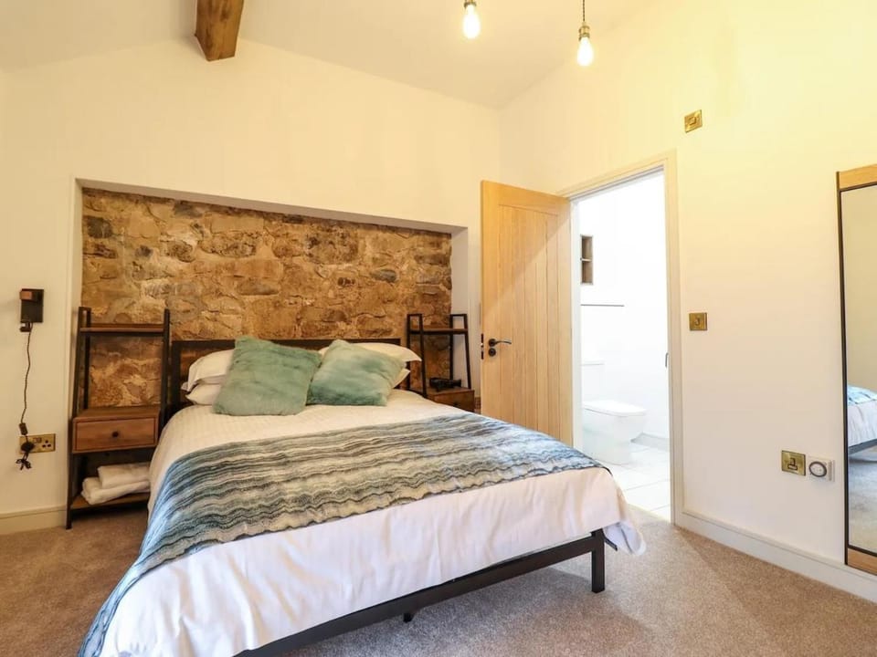 Threshers Barn Apartment in England