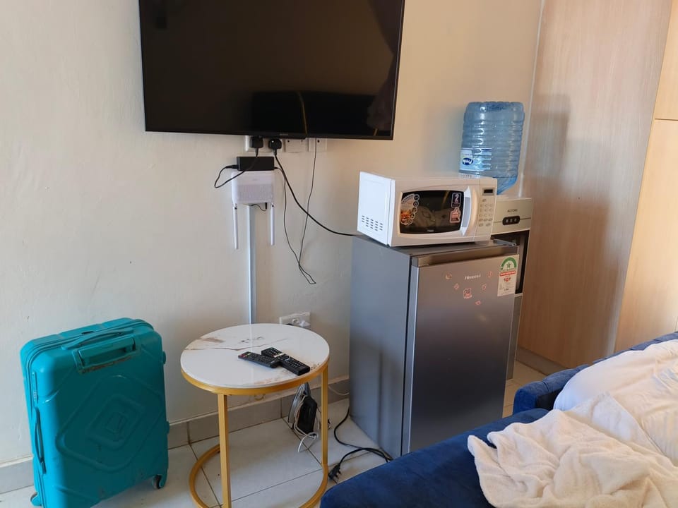 Timetells Cozzy Studio Bed and Breakfast in Kenya
