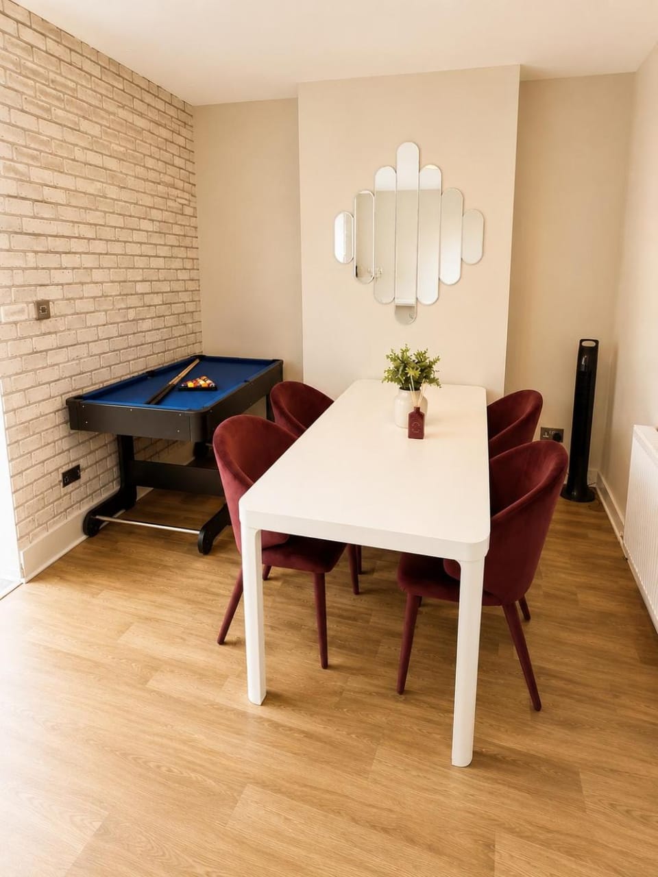 Stylish 3BR Home Sleeps 5 Apartment in Mansfield
