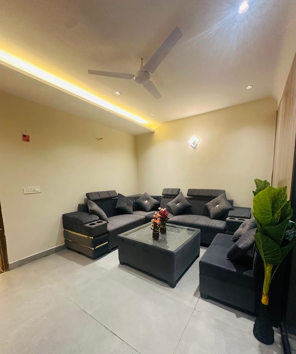 The grey cove Apartment in Punjab, India