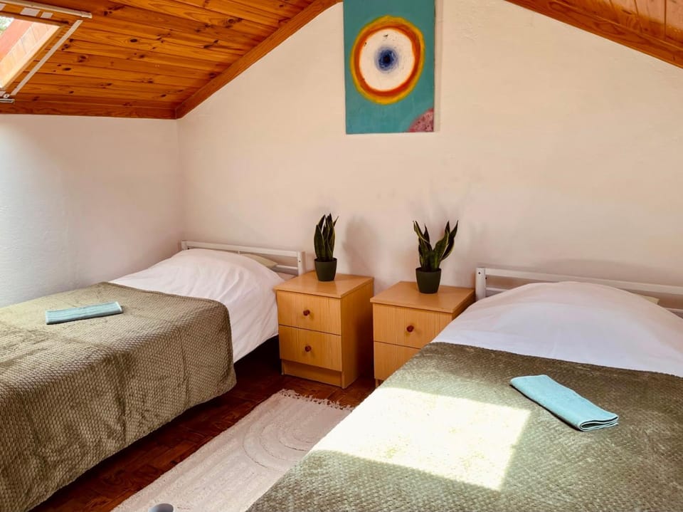 Heart Alchemy Retreat House Bed and Breakfast in Lisbon District