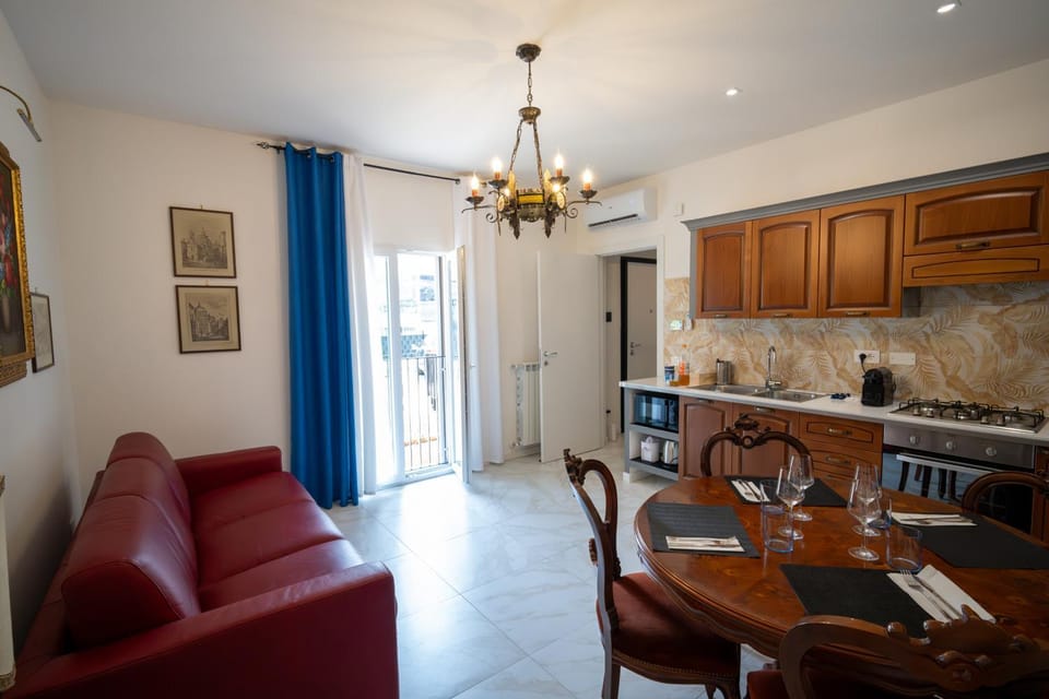 Kitchen or kitchenette, Living room, stove