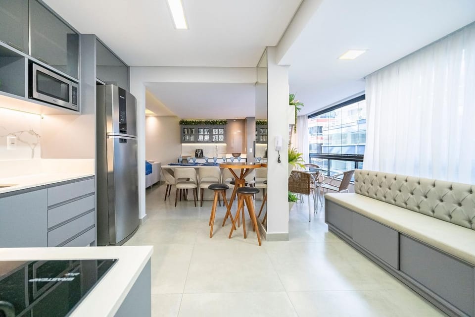 Achei Itapema • 4Q, R. 252, perto do Russi & Russi Apartment in Porto Belo