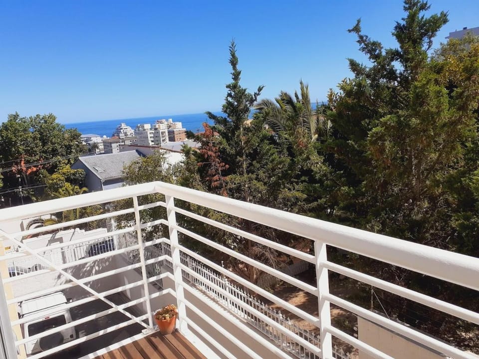 Slice of summer Apartment in Sea Point