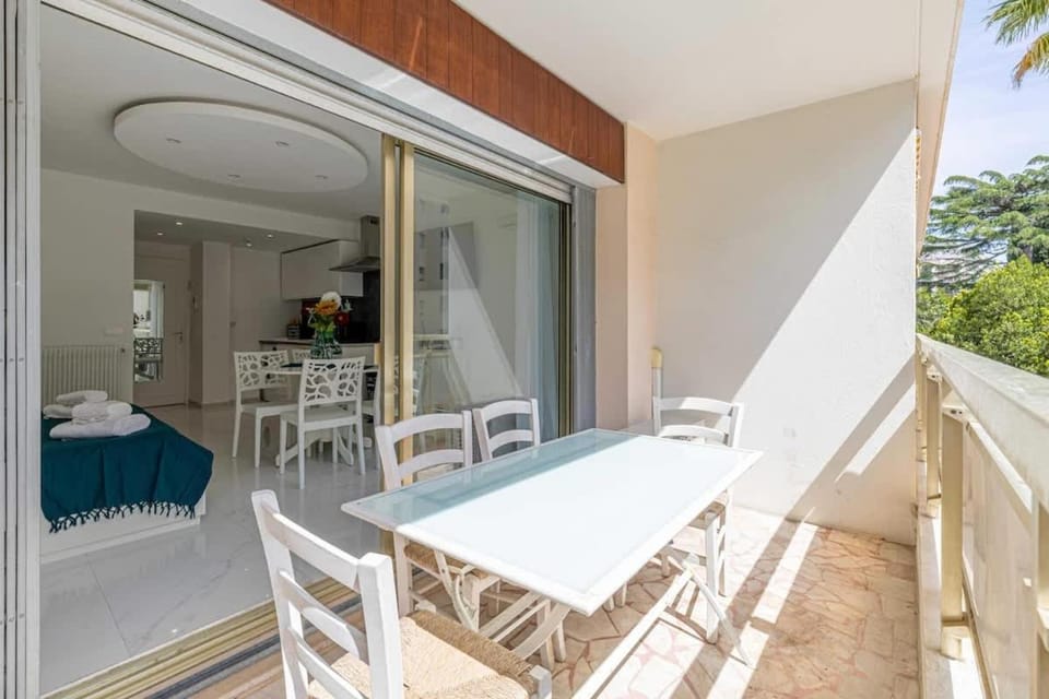 Charming Studio Near Cannes Centre Apartment in Cannes