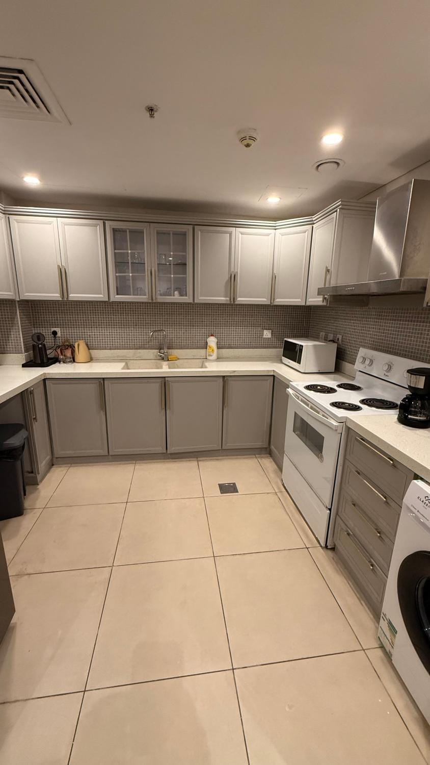 شقة فاخرة 150م إطلالة بحرية Damac Jacuzzi Apartment in Jeddah
