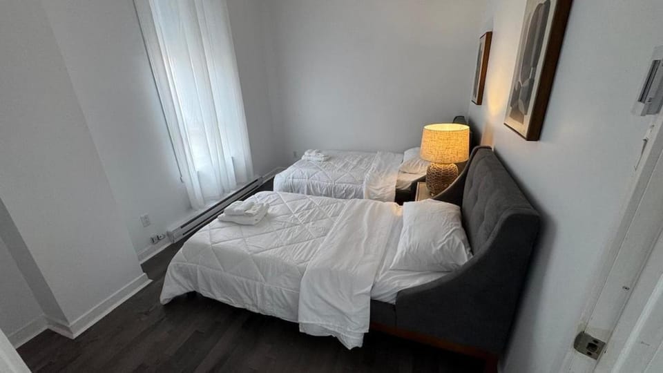 Luxury condo Apartment in Laval