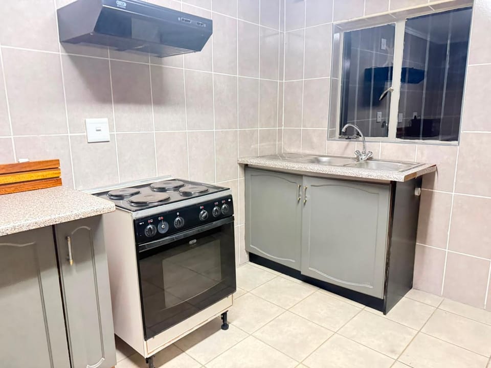 Empress Guesthouse Meyerspark Bed and Breakfast in Pretoria