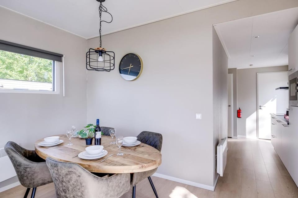 Cube XL 72 I 4-persoons chalet in Zennewijnen House in Gelderland, Netherlands