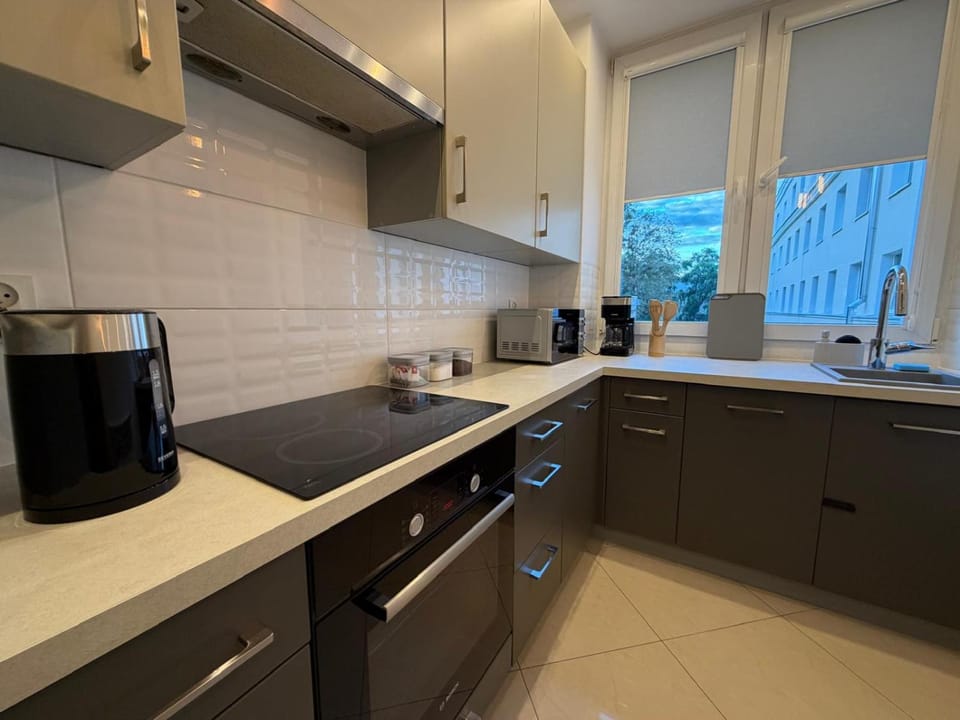 Coffee/tea facilities, dishwasher, toaster