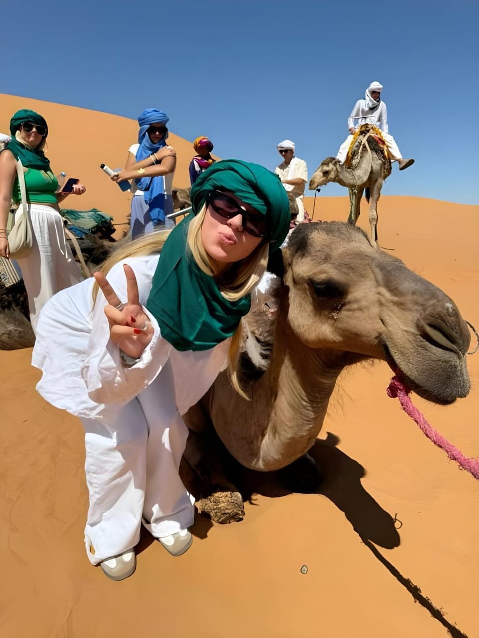 People, Natural landscape, Animals