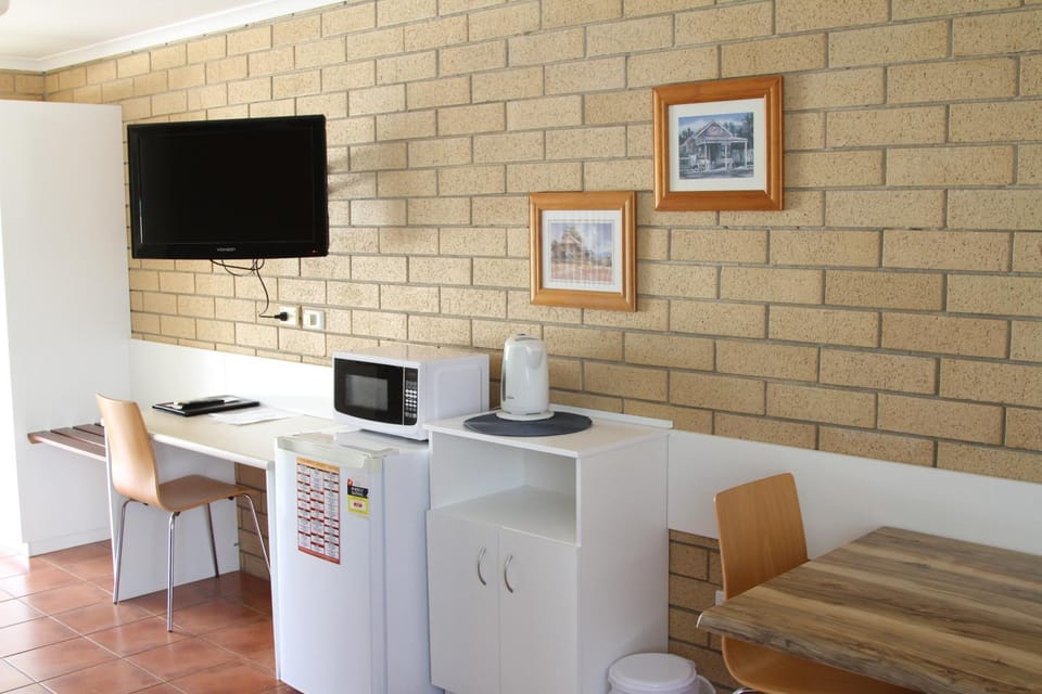 TV and multimedia, Kitchen or kitchenette