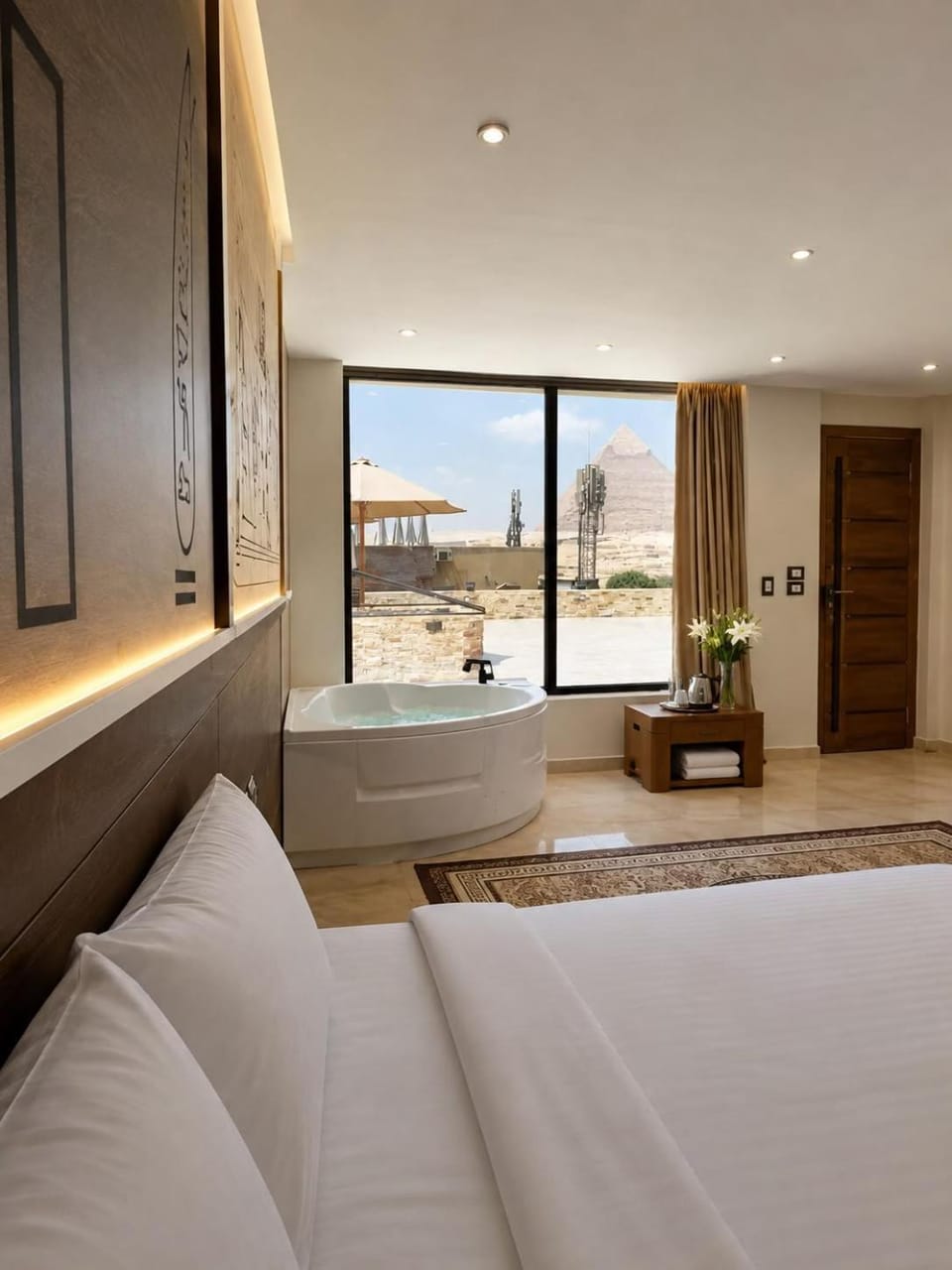 Bed, Natural landscape, Living room, Photo of the whole room, Seating area, Bedroom, Lake view, River view