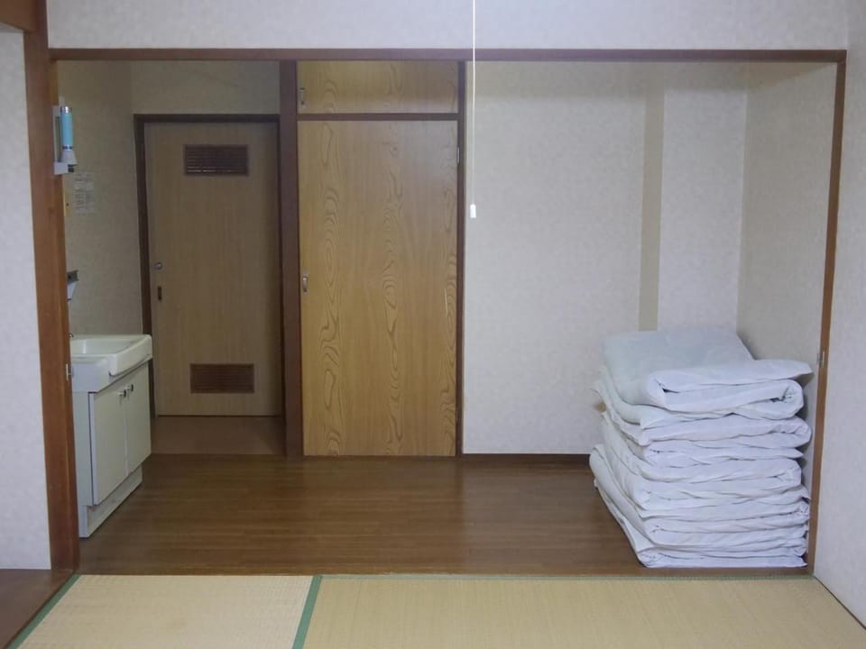 Kobe Guesthouse Bed and Breakfast in Kobe