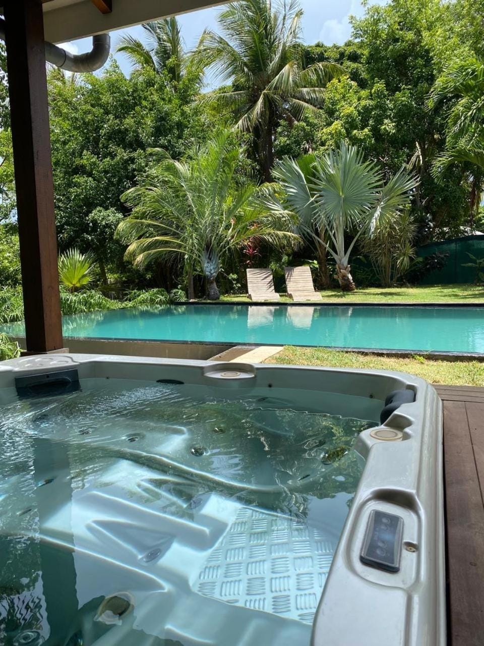 Hot Tub, Hot Tub