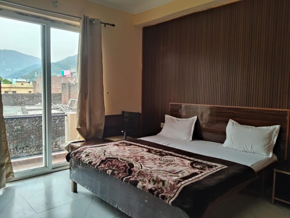 Aarti cottage Inn Hotel in Rishikesh