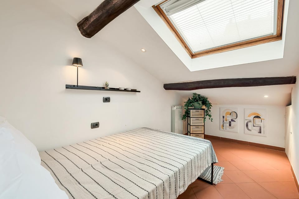 The Mansarda- 5TERRE-Best position-3 beds-AC Apartment in La Spezia