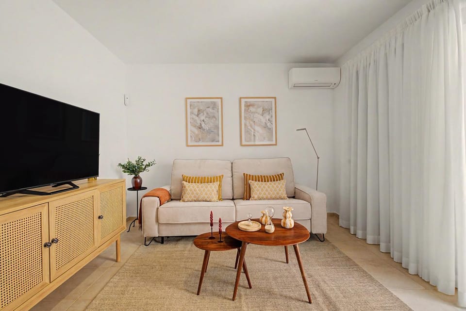 Property building, Living room