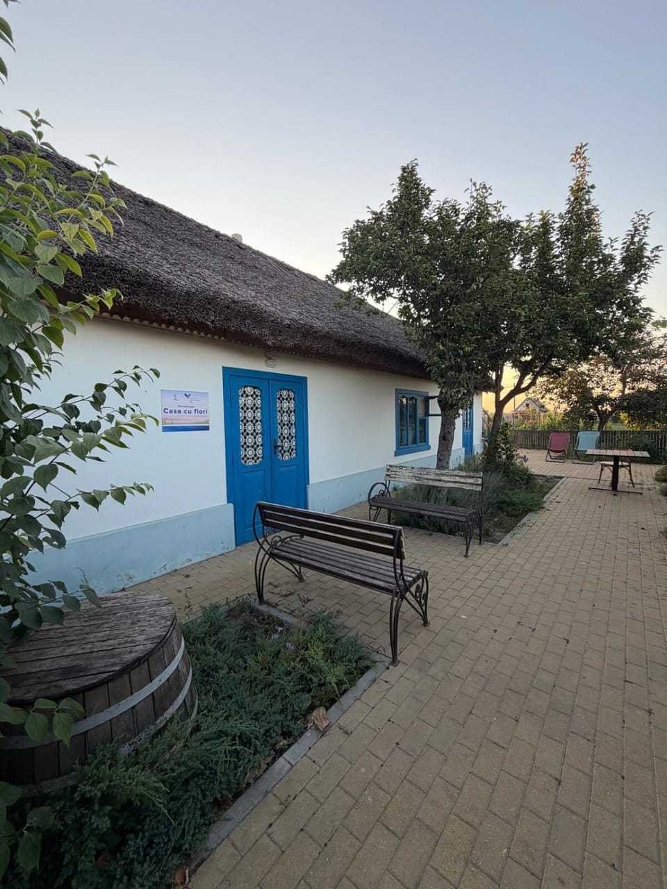The House of Flowers Country House in Moldova
