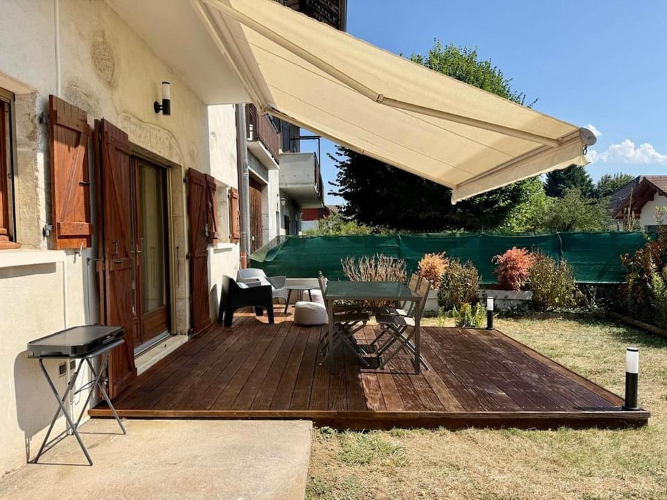 Porte d'Annecy, ferme rénovée avec jardin Apartment in Haute-Savoie