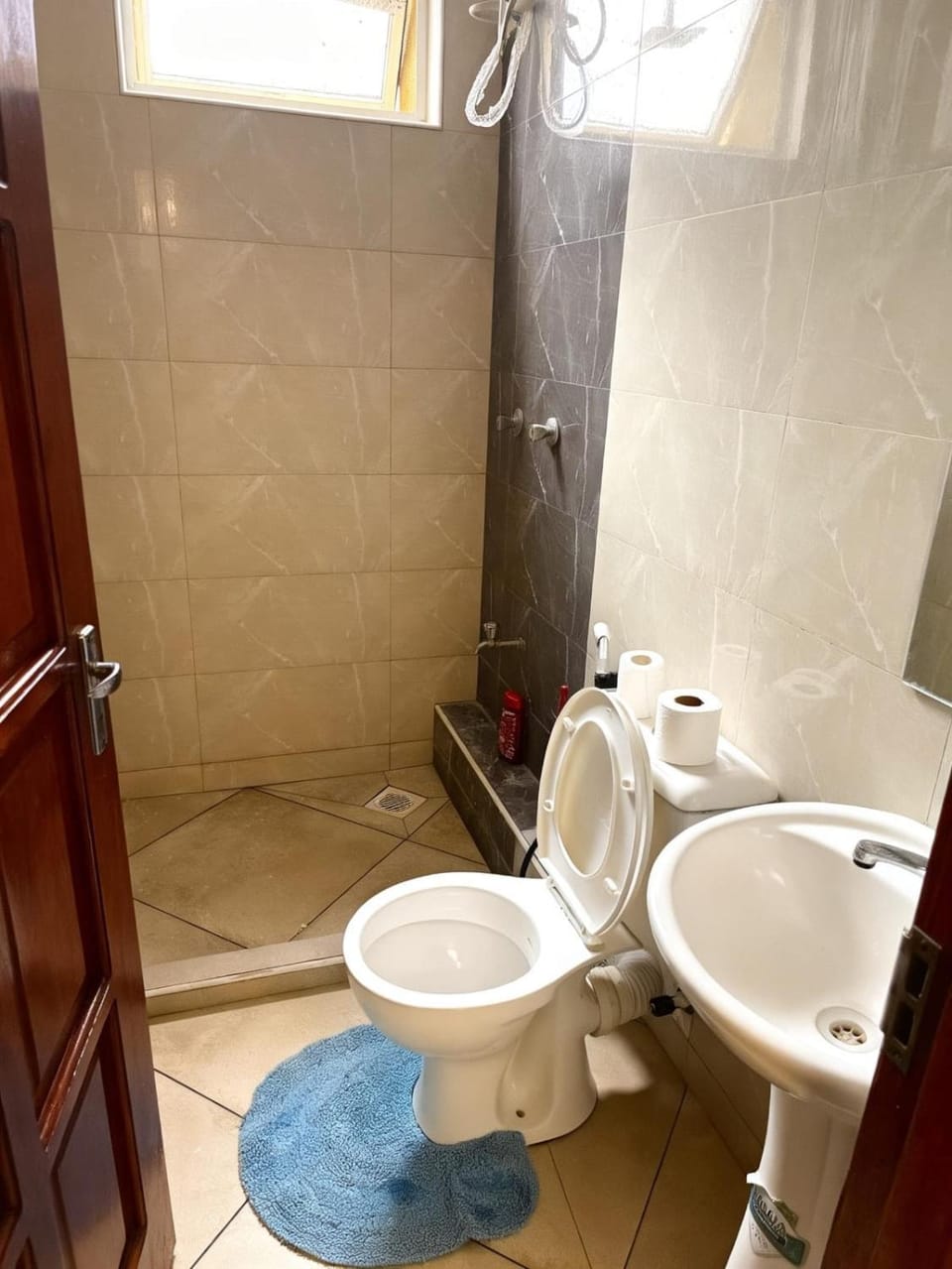 Shower, Toilet, Bathroom
