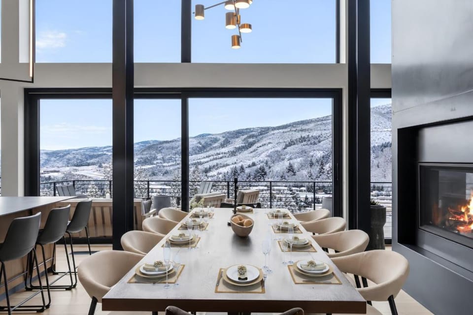 EagleVail Designer Retreat with Hot Tub, Sleeps 16 House in Eagle County