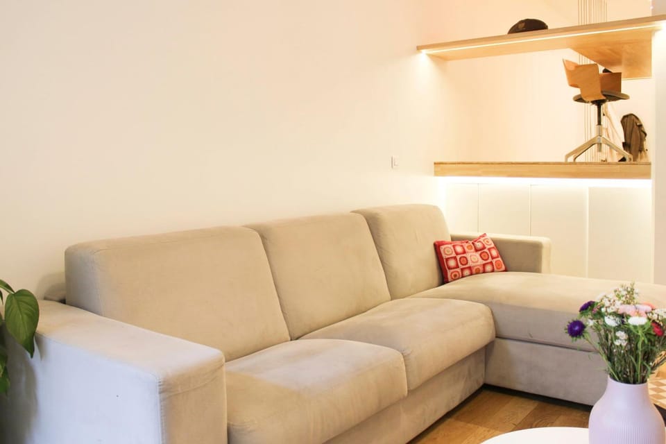 Apartment with terrace and garden sleeps 4 Apartment in Paris