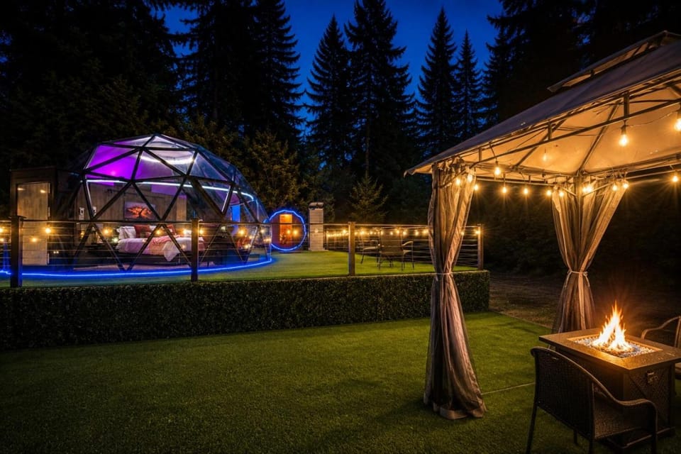 Glass Dome with Private Sauna and Forest Views Apartment in Redmond