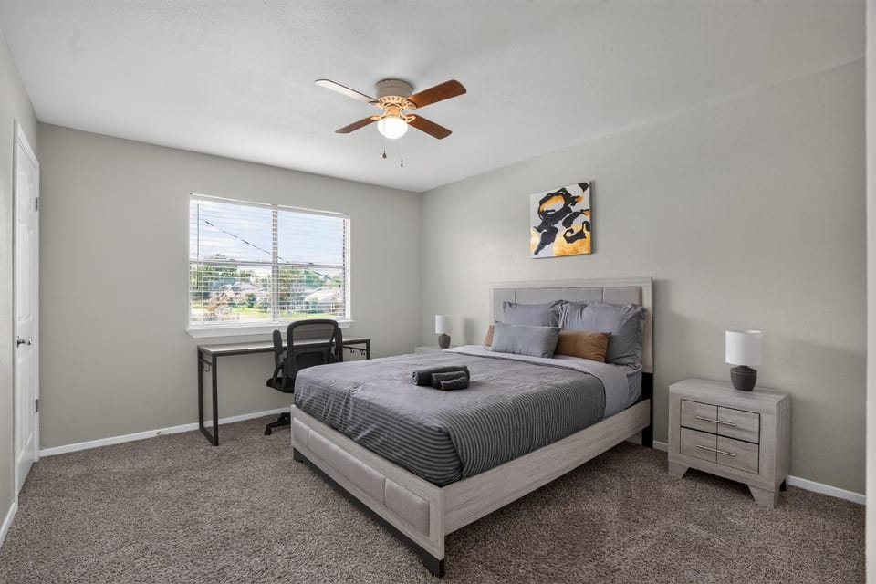 Regency Place Spacious 2BR Townhome Apartment in Beaumont