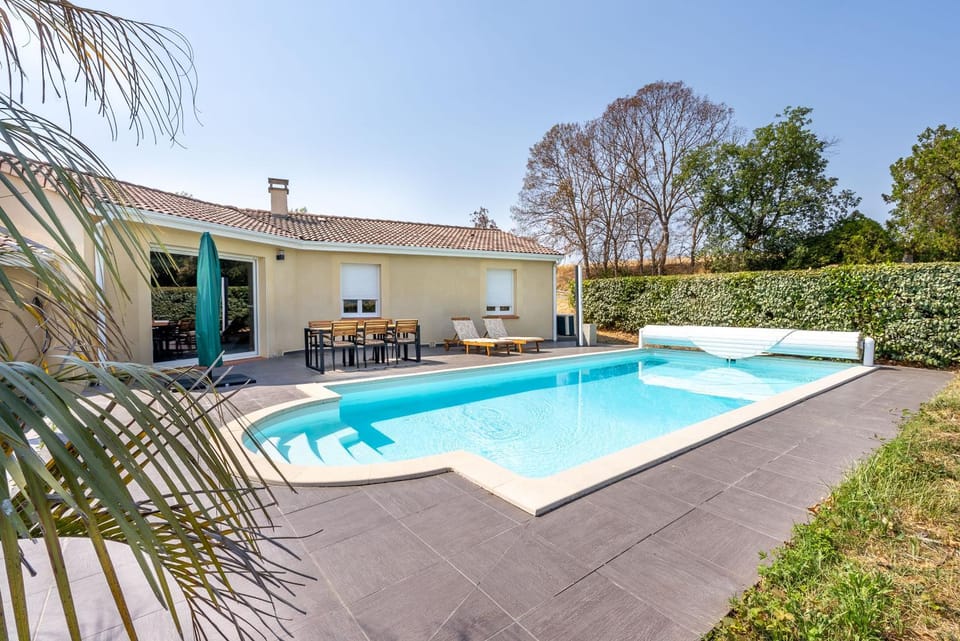Balcony/Terrace, Swimming pool