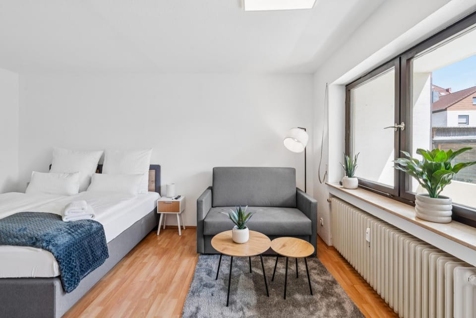 Bed, Living room