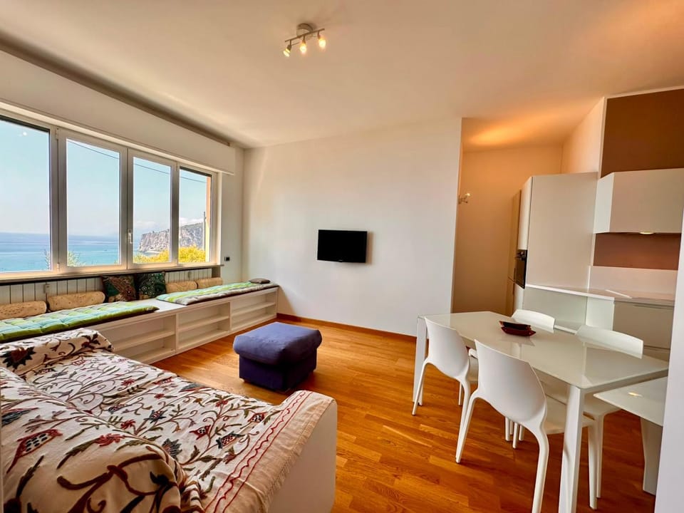 Il Belvedere con vista panoramica sul mare Apartment in Finale Ligure