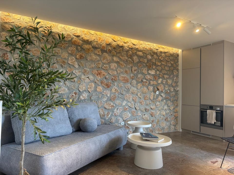 Varkiza Seaside Retreat Apartment in Decentralized Administration of Attica