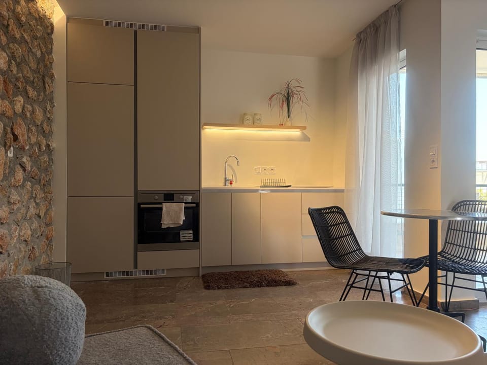 Varkiza Seaside Retreat Apartment in Decentralized Administration of Attica