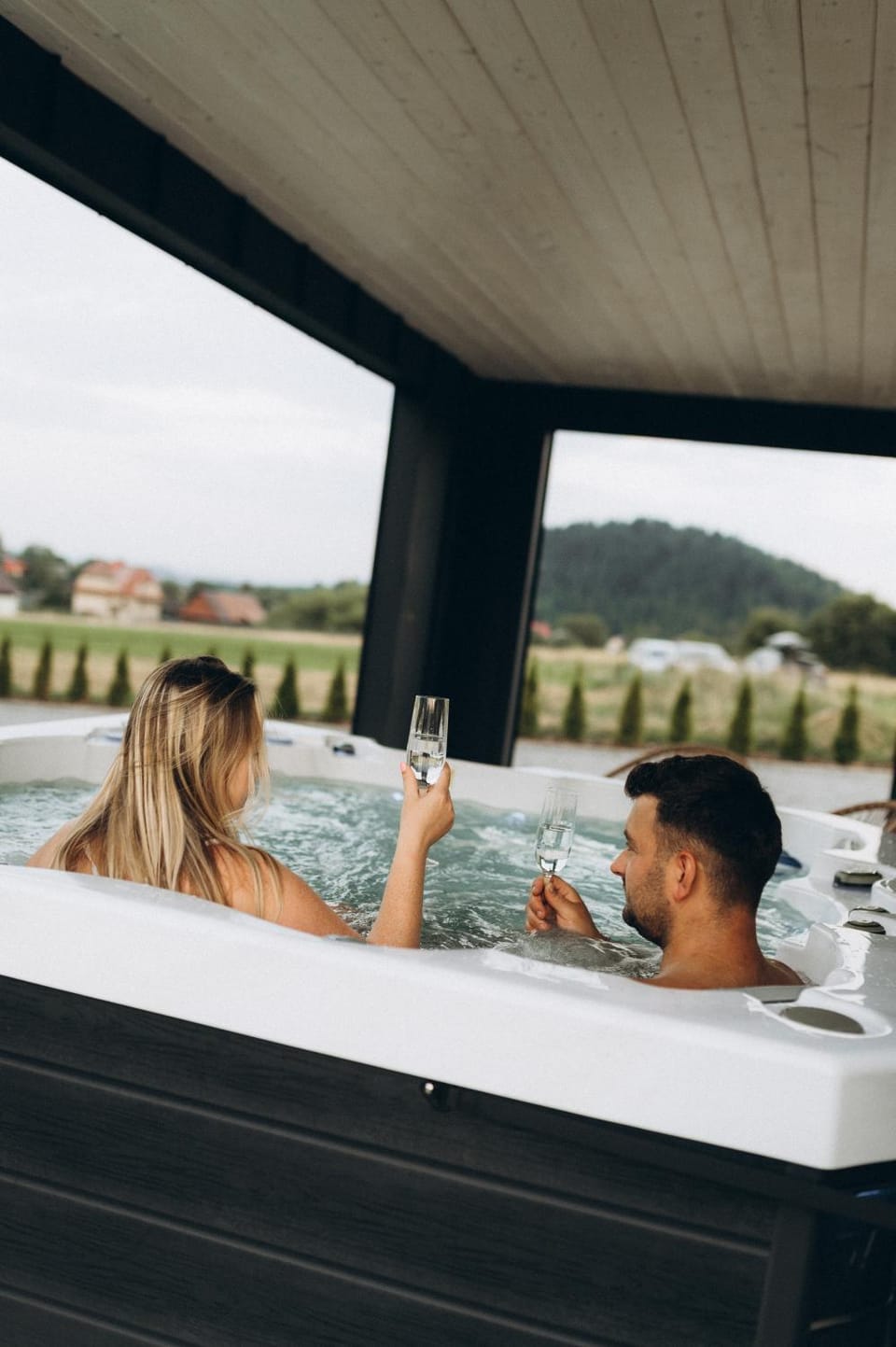 Hot Tub, Food and drinks