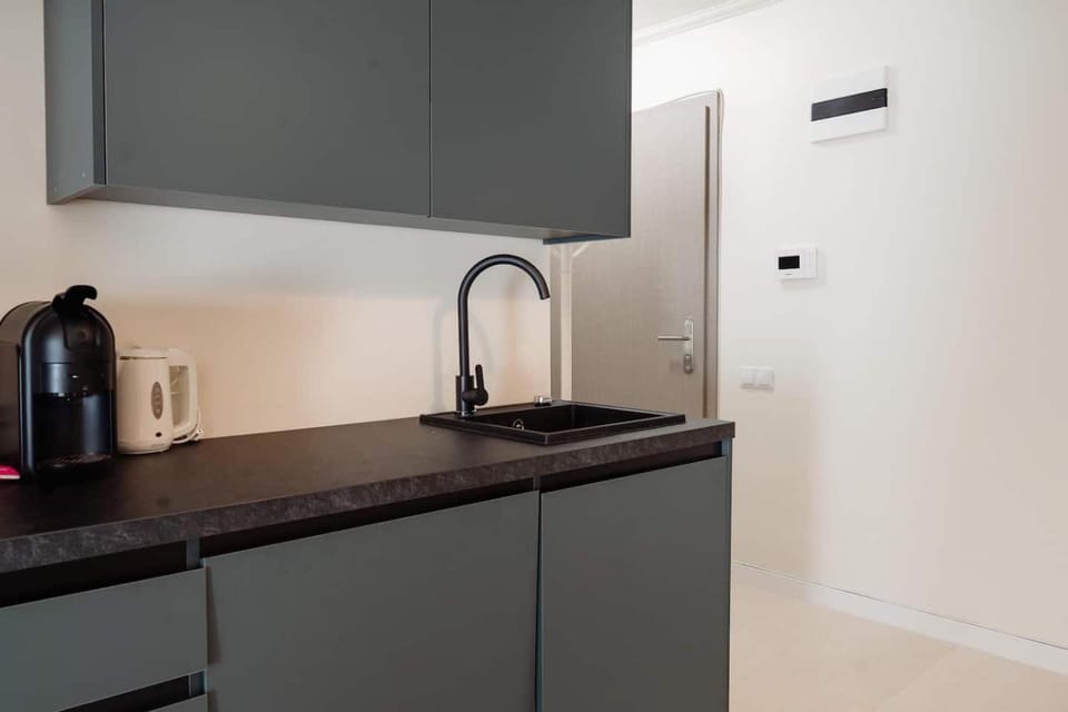 Nova Modern Stay with Underground Parking Apartment in Cluj-Napoca