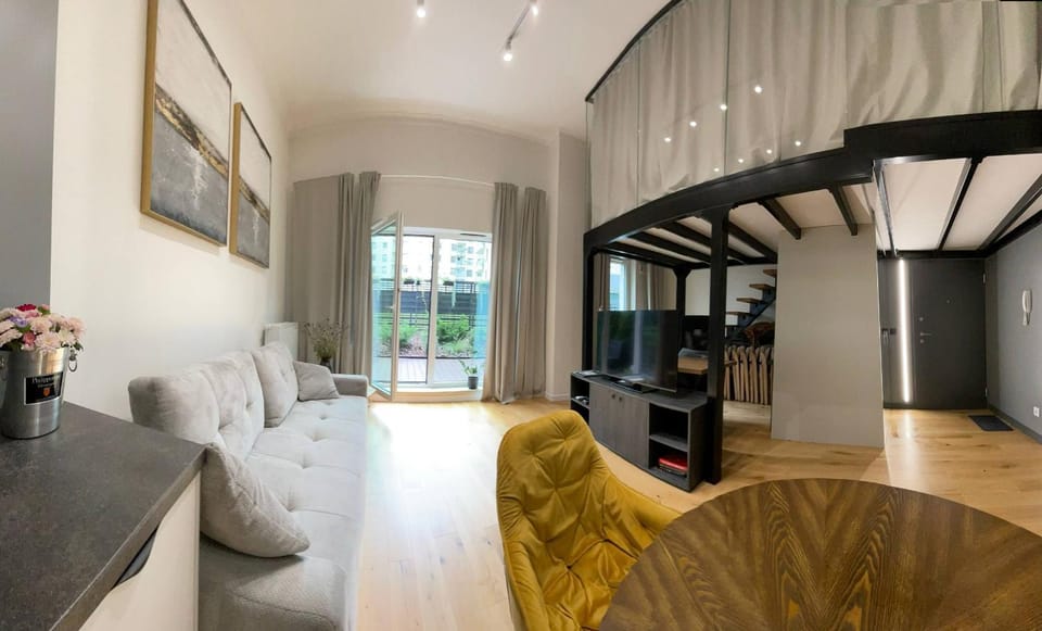 Balcony/Terrace, Living room, Bedroom
