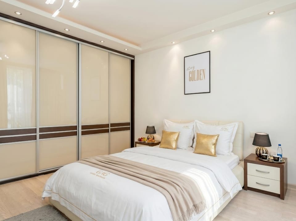 Bed, Photo of the whole room, Bedroom, wardrobe