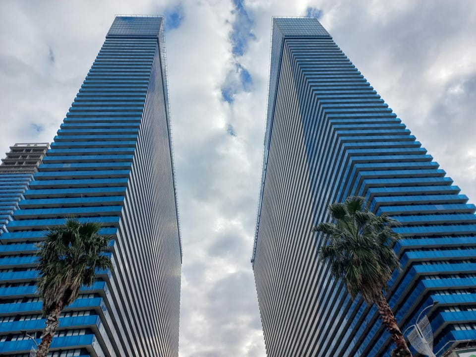 Property building, Day, City view