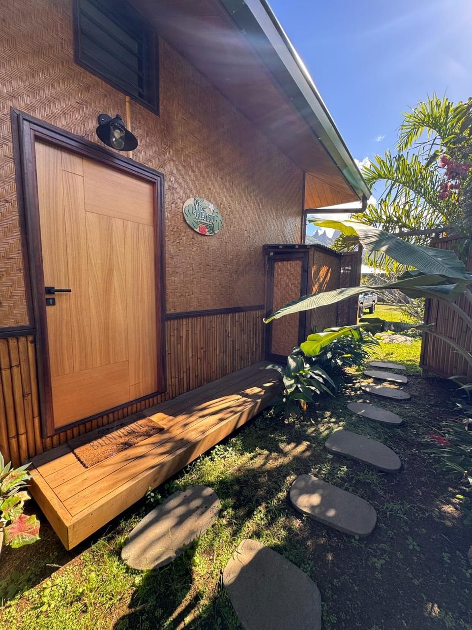 HEI ITI Lodge Moorea Bed and Breakfast in Moorea-Maiao