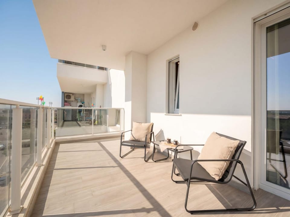 The Essential Suite VI - Private Parking Apartment hotel in Bari