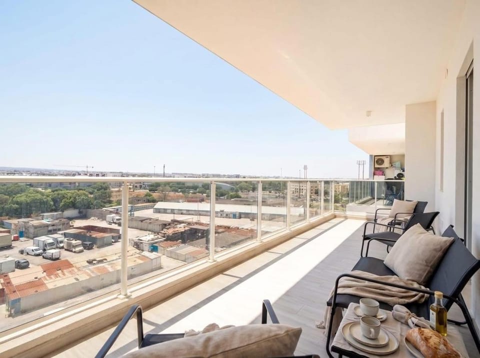The Essential Suite VI - Private Parking Apartment hotel in Bari