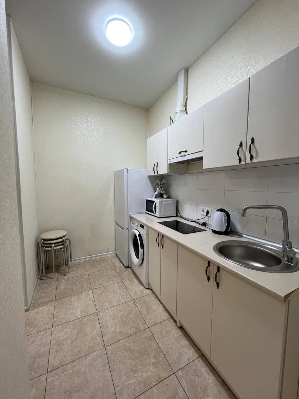 Light Studio Apartment 48a Apartment in Odessa