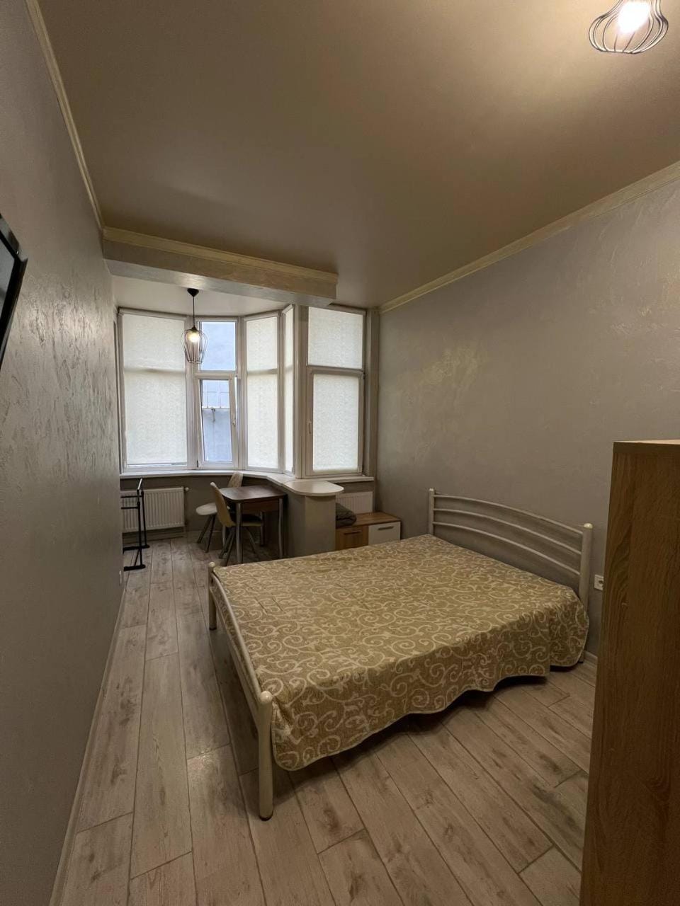Light Studio Apartment 48a Apartment in Odessa