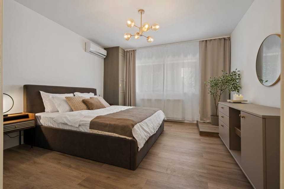 Bed, Bedroom, air conditioner