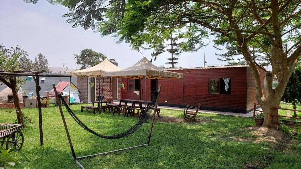 Cabaña de campo privada con piscina House in Lurin