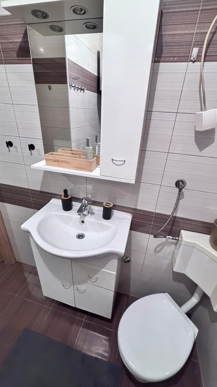 Toilet, Bathroom, hair dryier