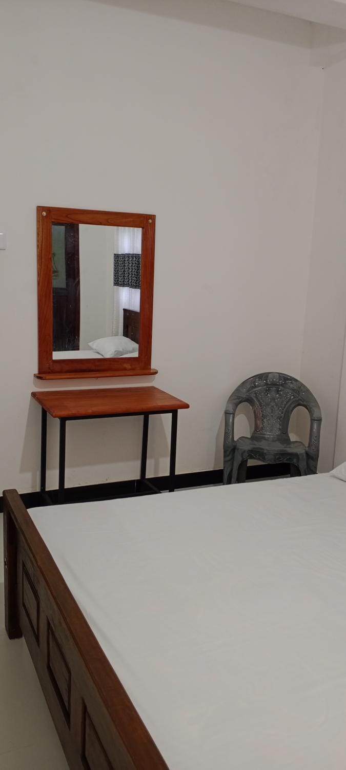 Bed, Photo of the whole room, Bedroom, hair dresser