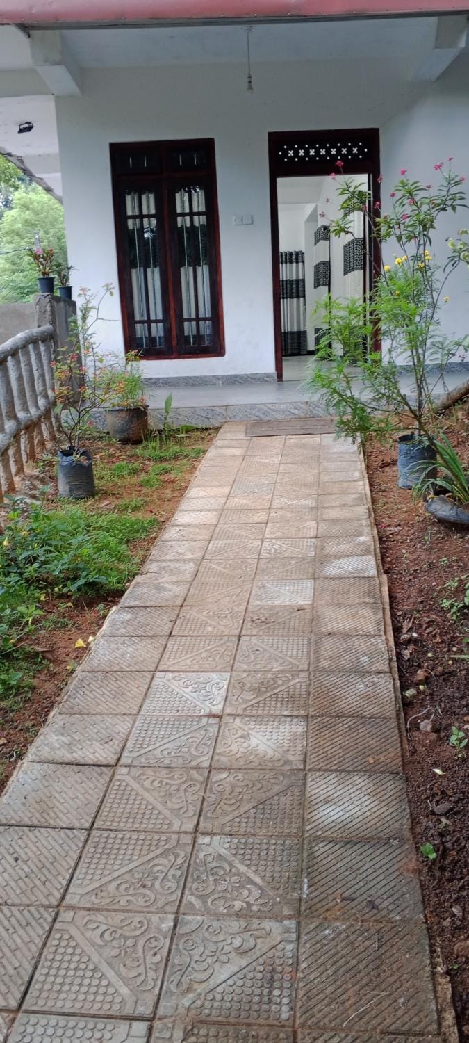 Property building, Facade/entrance, Day, Garden, Garden view